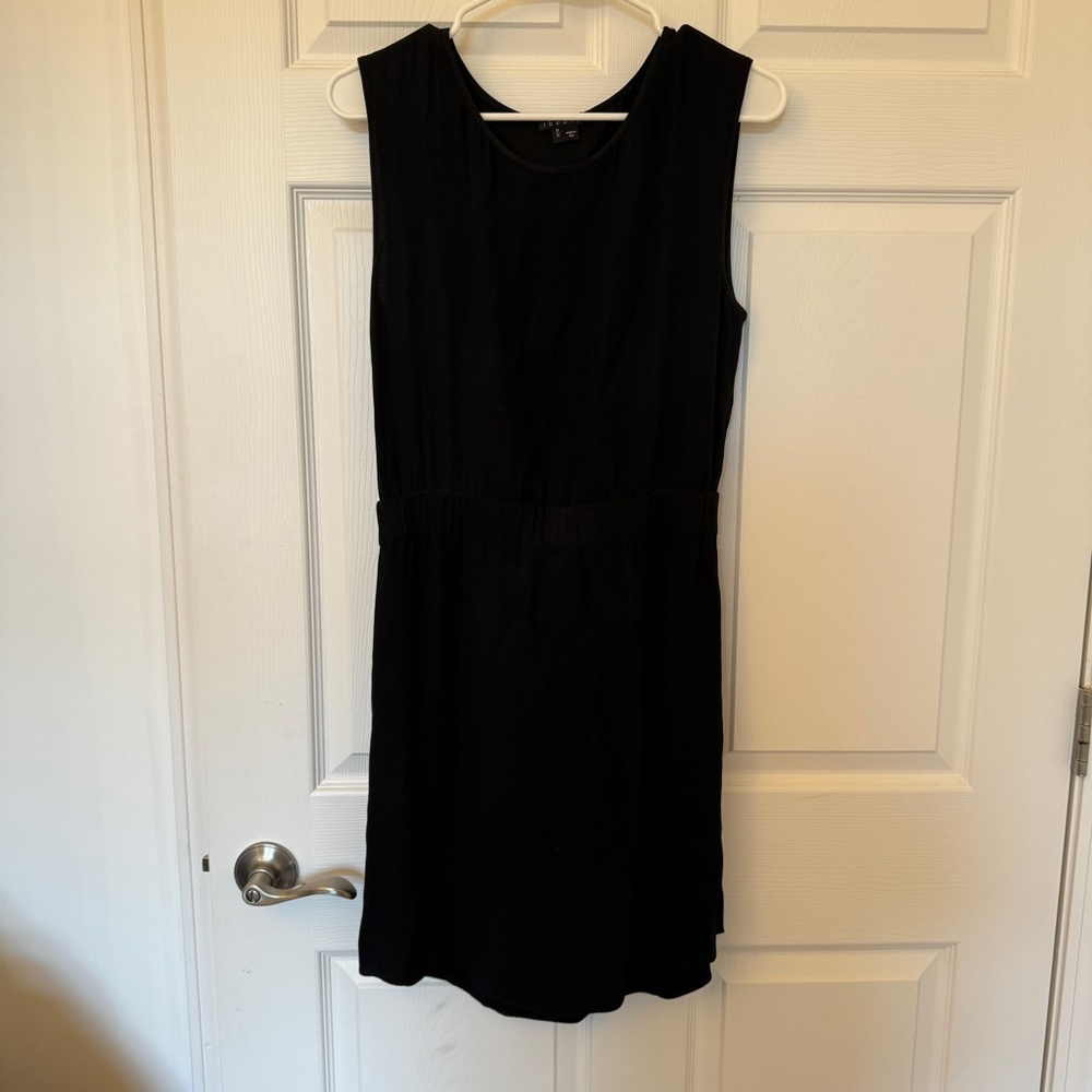 Theory Mini Dress with pockets | Size Medium